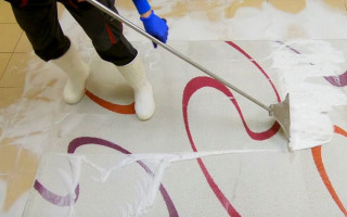 Ściąganie brudnej wody